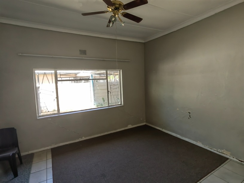 4 Bedroom Property for Sale in Park West Free State